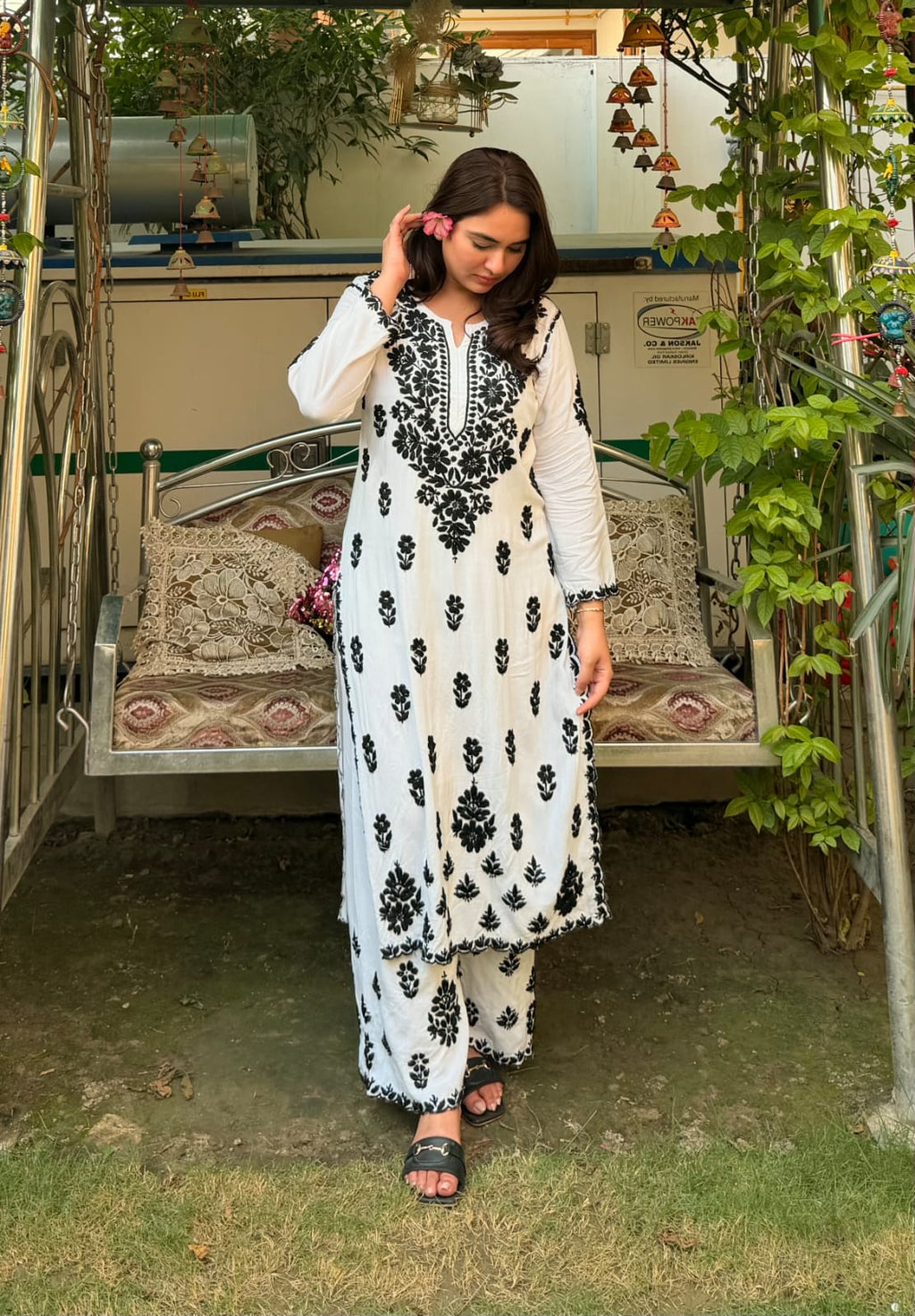 White chikankari