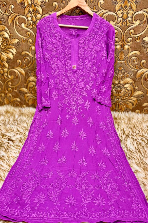 Lucknowi Chikankari Viscose Kurti .