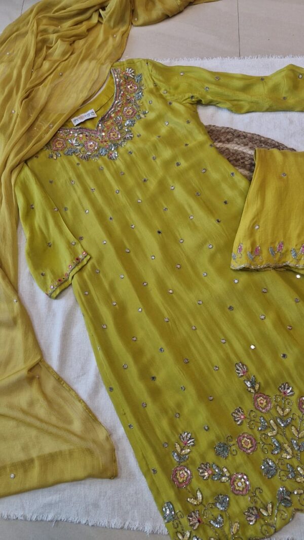 Chinnon Handwork Kurta , Pant  And  Duppata Set .