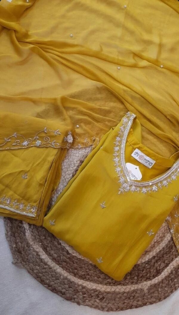 Chinnon Handwork Kurta , Pant And Duppta Set .